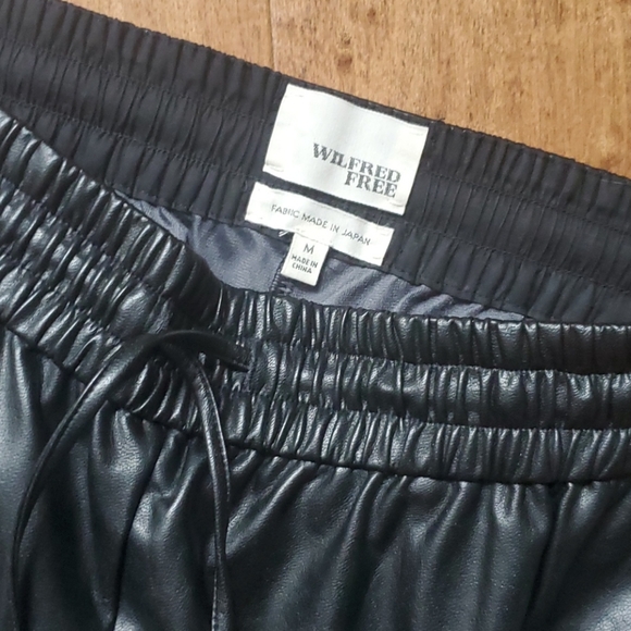 Wilfred Free Kadina Vegan Leather Pants, size M - Picture 5 of 7